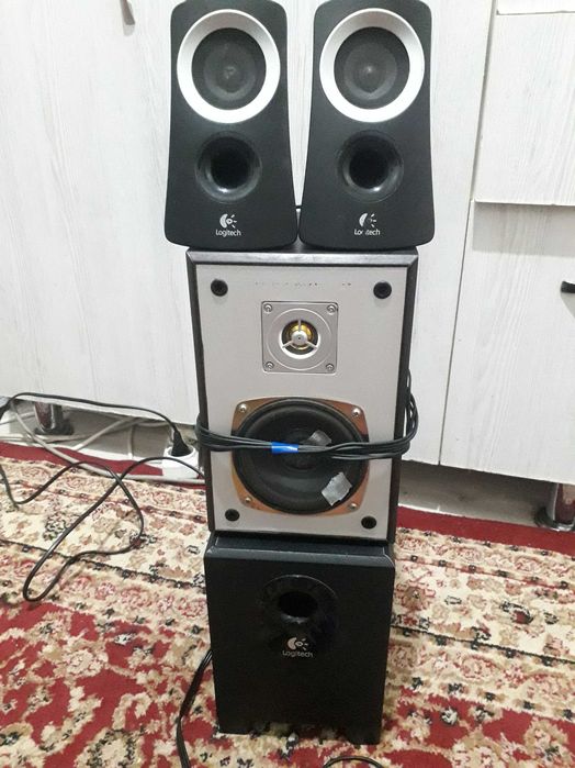 Колонка бувер Logitech