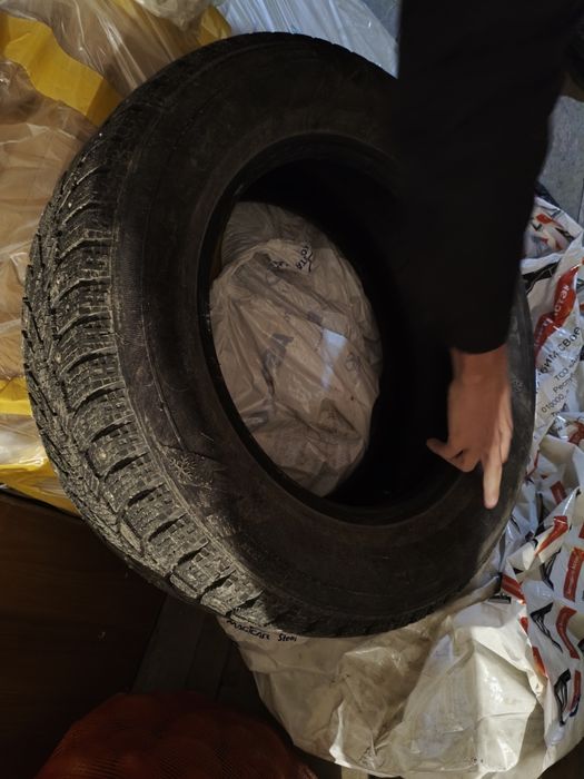 Продам зимнюю резину