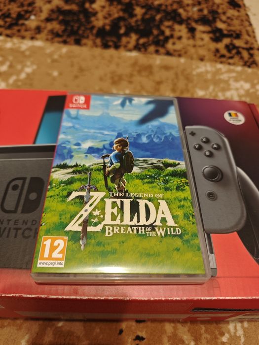 Consola Nintendo Switch + Joc Zelda BOTW