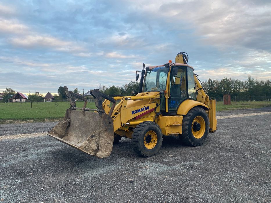 Buldoexcavator KOMATSU