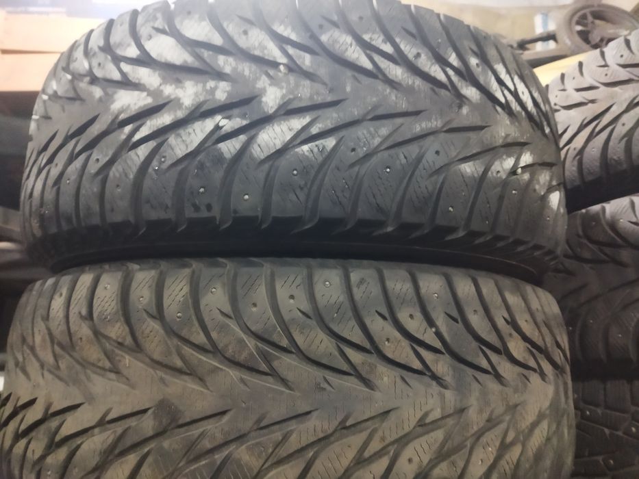 Шины Йокогама 265/65/17 комплект