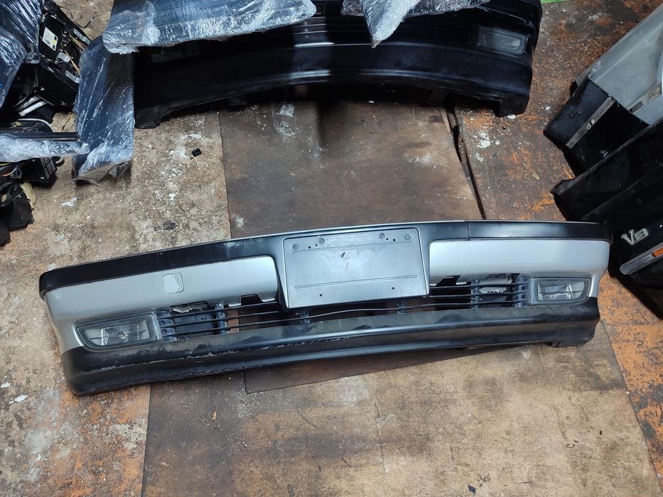 Передний бампер BMW E38
