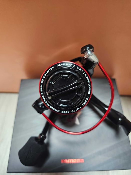 Mulineta spinning KastKing Sharky III 4000