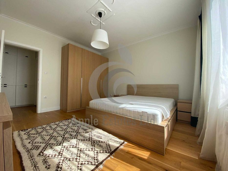 Дава се под наем Тристаен апартамент в София, Център - 110 кв.м за 1100 € - Снимка #4