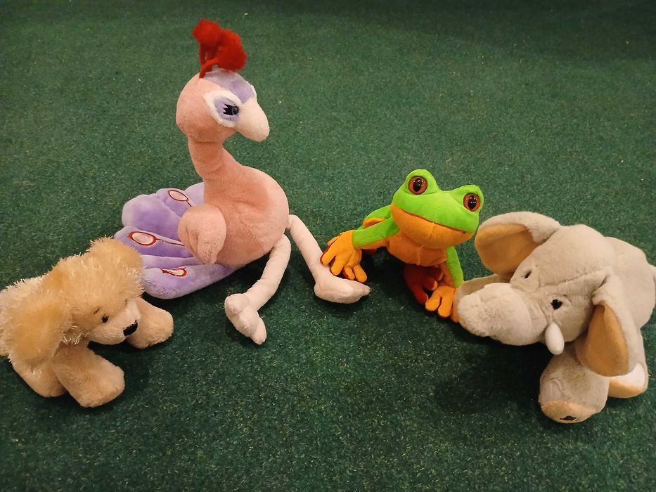 Webkins,  doua buc. la alegere