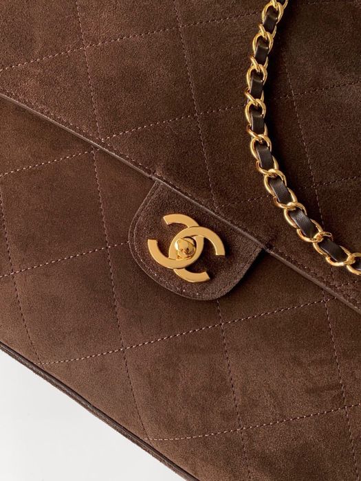 Чанта Chanel естествен велур