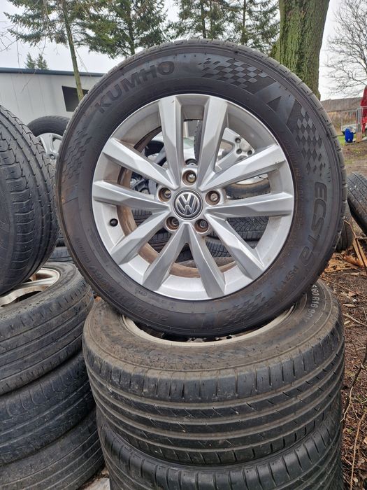 5×112мм. 205/60/16 цола Фолксваген Тоуран