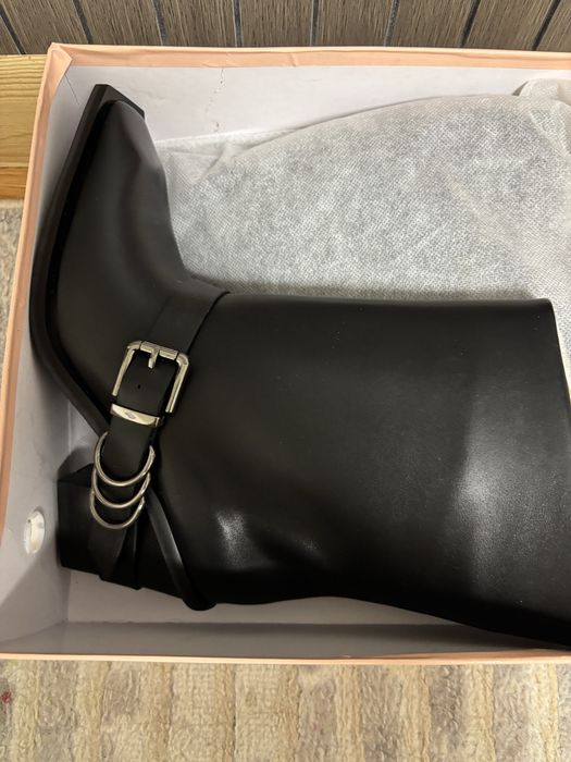 Продам обувь казачки