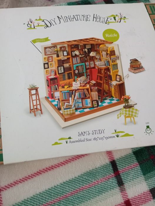 DYI Miniature house-Rolife "Sam's Study,,(DG102)