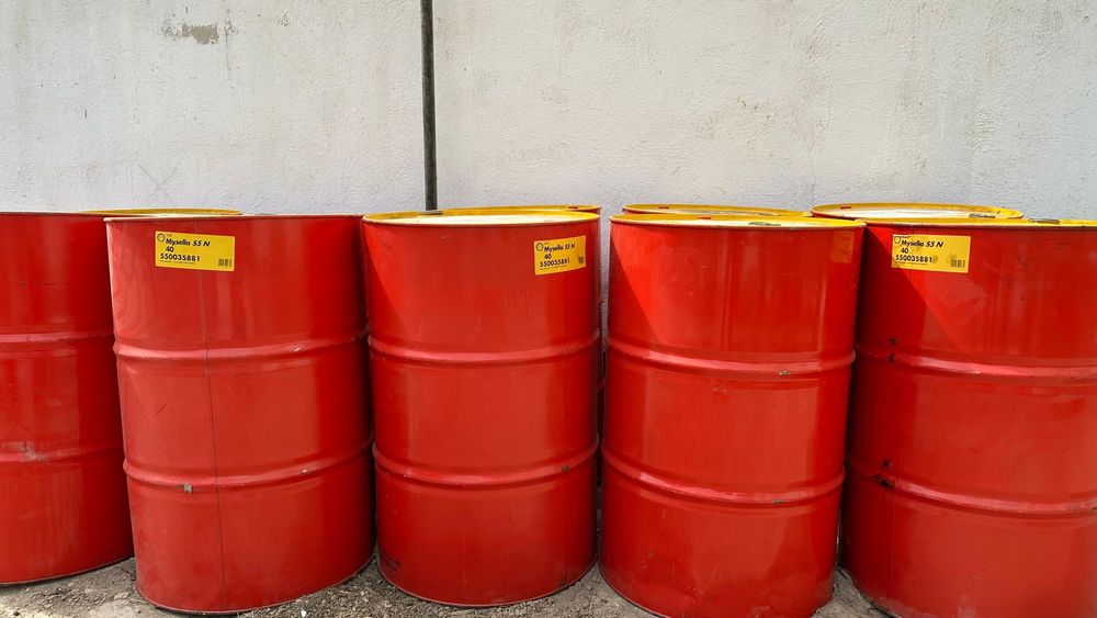 Бочка 200 л б/у от масло