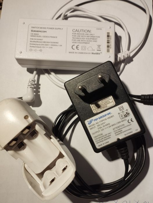 Încărcatoare rapide/normale și acumulatori R3 și R6