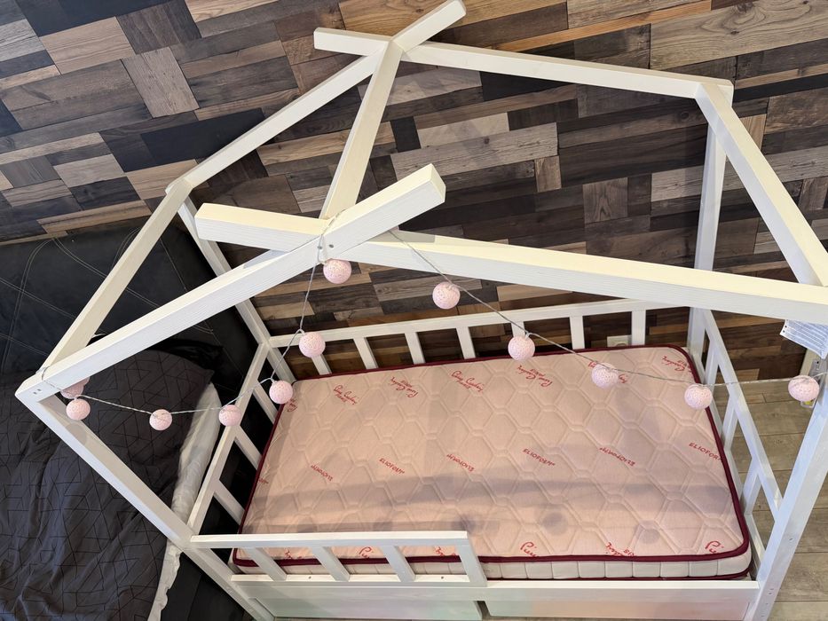 Детско легло-къщичка