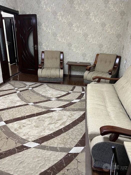 Сдаётся 3-комн Ц-1, 85 м²