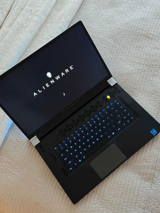 Laptop Gaming Alienware X17 R1