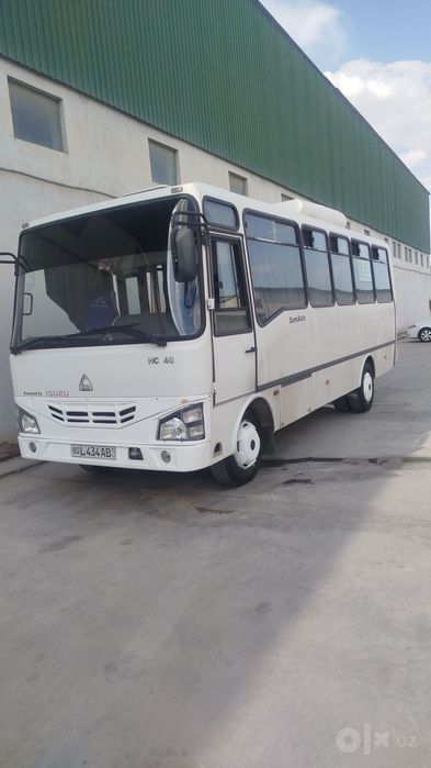Сотилади исузу автобус нп40 йили2019