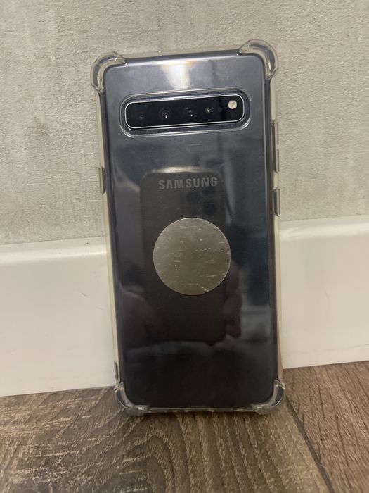 Продам телефон самсунг S10 5G