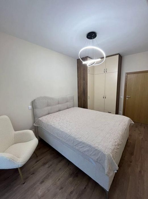 Дава се под наем Тристаен апартамент в София, Зона Б-18 - 99 кв.м за 920 € - Снимка #3