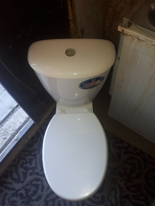 Унитаз бэушный .