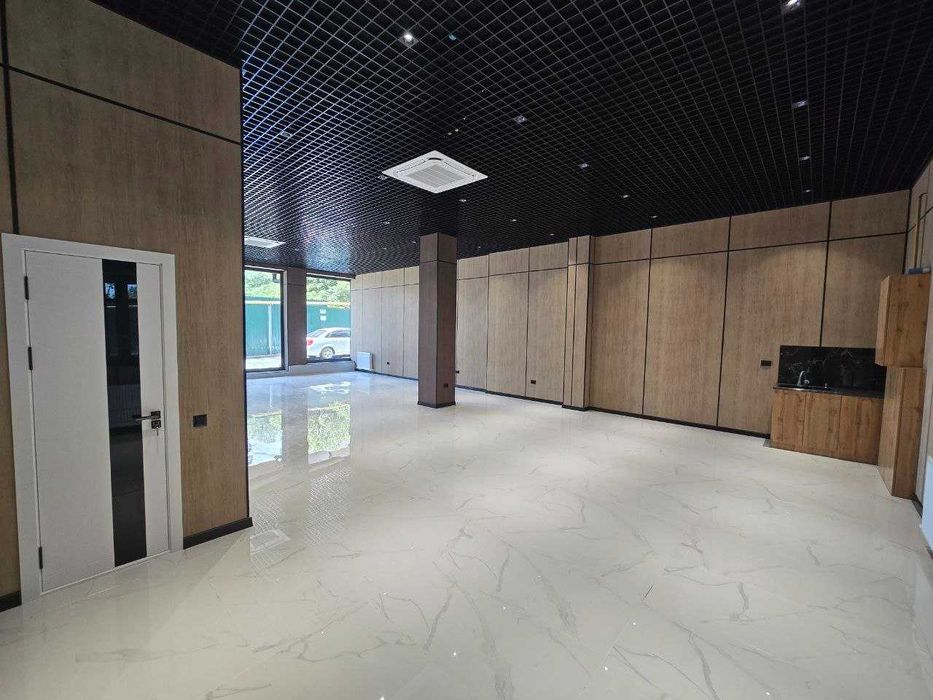 Продаётся коммерческое помещение ул. Шота Руставели.