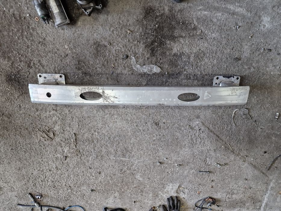 Armatura bara spate opel vivaro citroen jumpy 2020