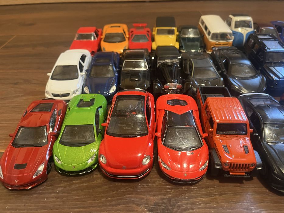 Метални колички големи