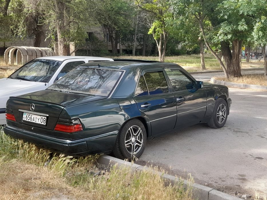 Продам надёдного мерса