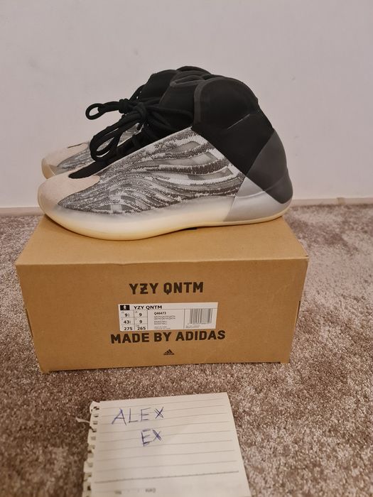 Vând - ghete adidas Yeezy Boost Quantum - originali