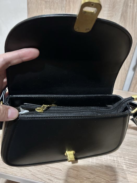 Продам сумочку новую