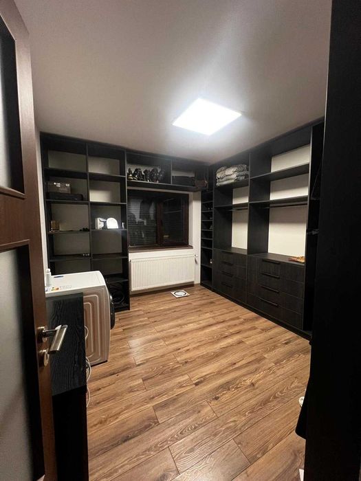 Apartament 2 camere 55mp cu curte proprie 48 mp + 2 parcări