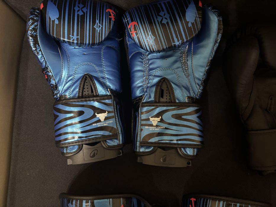 Echipament kickboxing