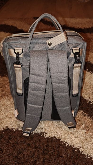 Geanta-Rucsac pentru bebelusi cu saltea pentru schimbat scutecele