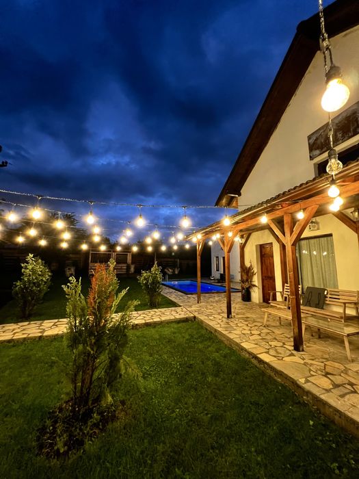 Cabana de inchiriat Baisoara Disponibila de Craciun Cabana Coliba