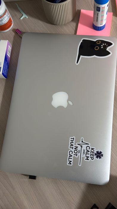Macbook pro 2103late
