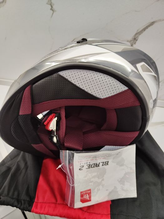 Каска за мотор MT Blade размер S