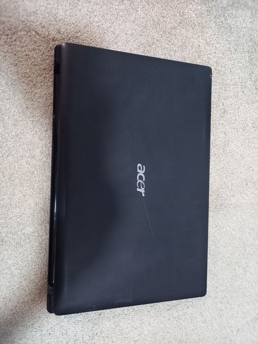 Laptop i5 ssd 128,video 1gb