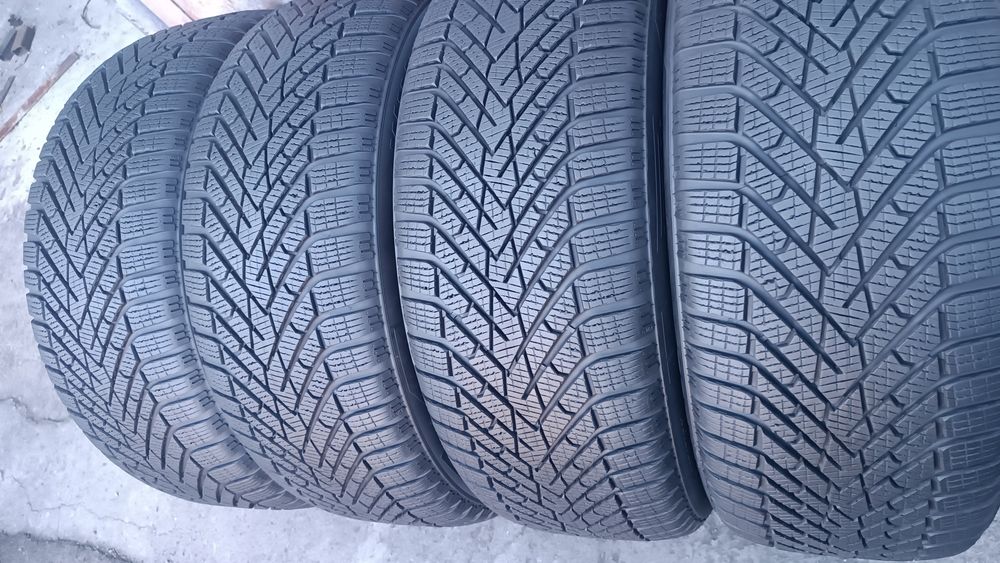 235/50/19 Pirelli Дот 3023