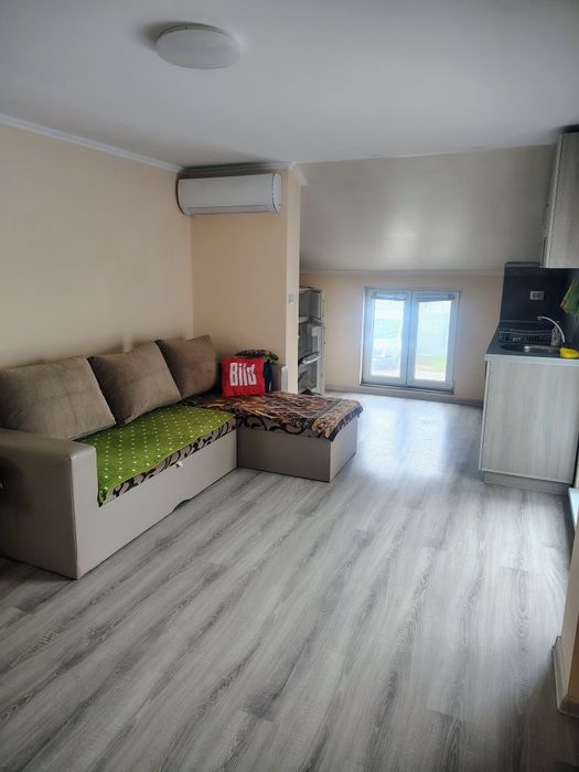 Дава се под наем , отопление с климатик.