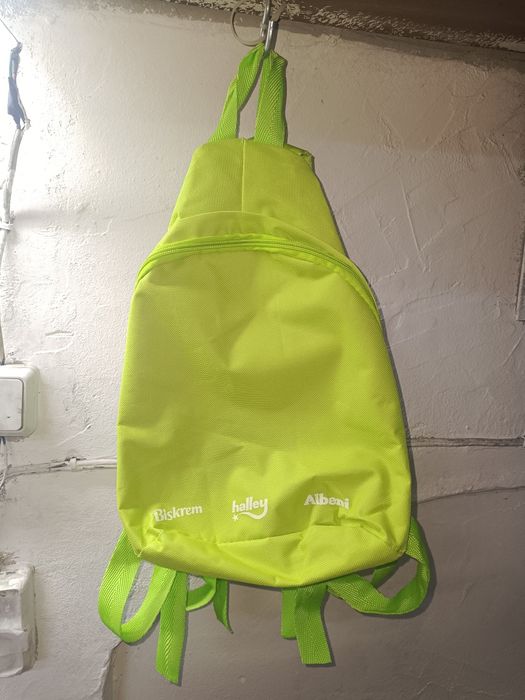 Продам новый детский рюкзак 200 теңге