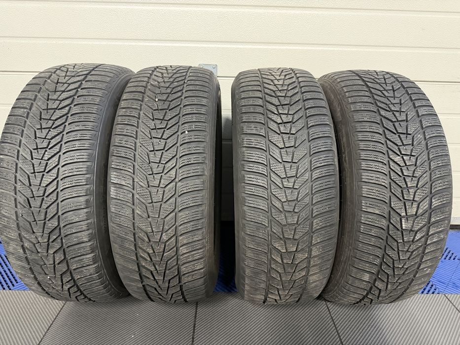 Зимни гуми 225/55/18 Hankook
