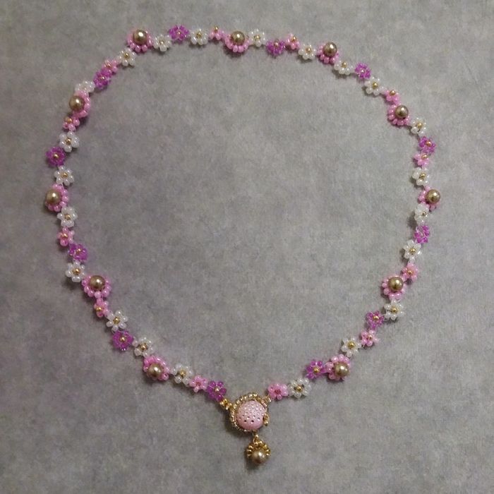 Браслеты, чокеры из бисера