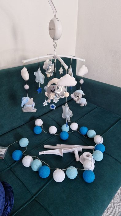 Продам мобиль и герлягды на манеж