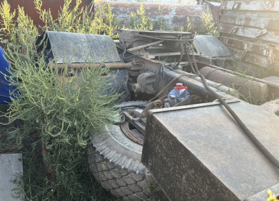 Маз продам на без двигателя!