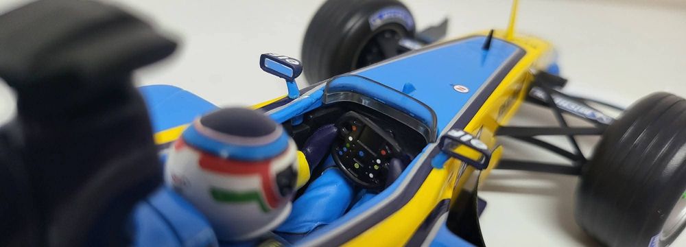 Machetă RENAULT F1 R23 Jarno Trulli 1/18 HOTWHEELS