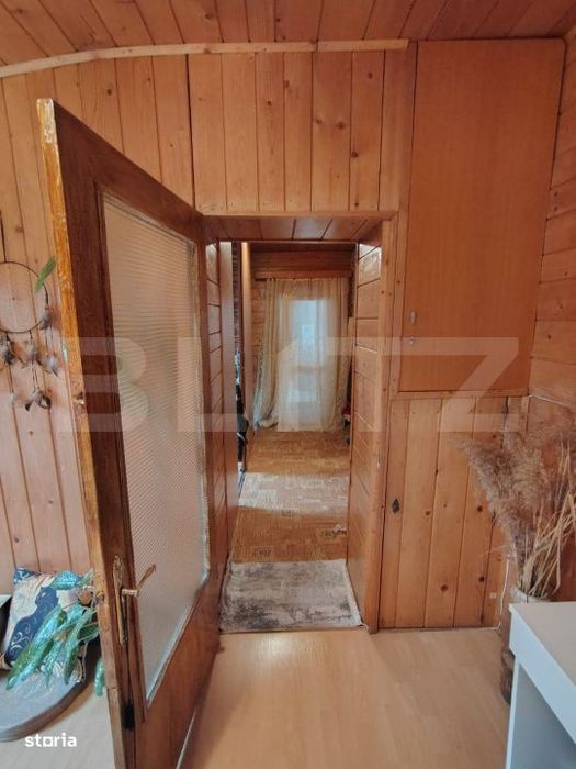 Casa zona ultracentrala, curte comuna, 50 mp, cu loc de parcare