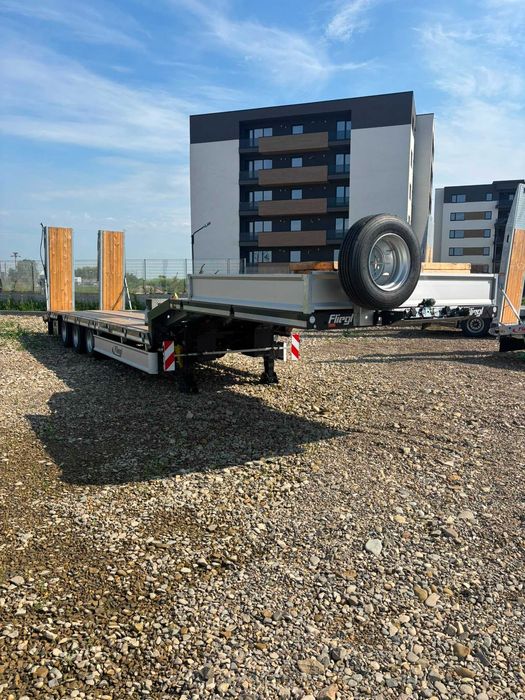 Semiremorca trailer fix 3 axe transport agabaritic rampe hidraulice Fliegl SDS 500T