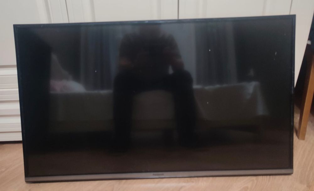 Продам телевизор Panasonic 15 тыс.тг