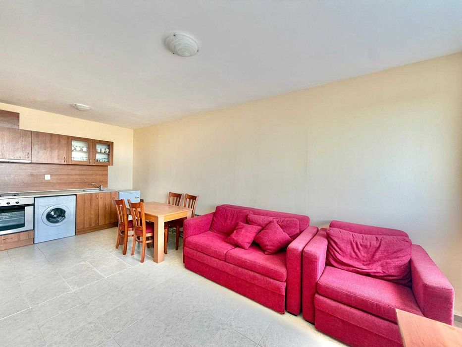 Продава се Двустаен апартамент в к.к. Слънчев бряг - 72 кв.м за 581 €/кв.м - Снимка #3