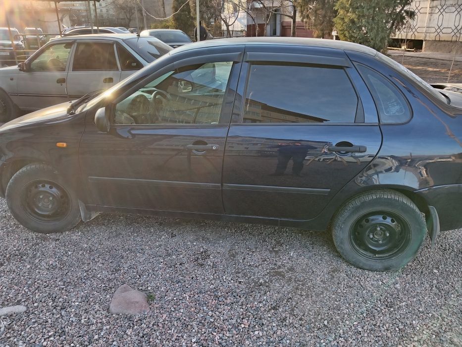 ЛАДА Калина сотилади.