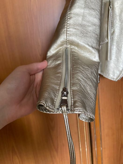 Продам шикарную куртку