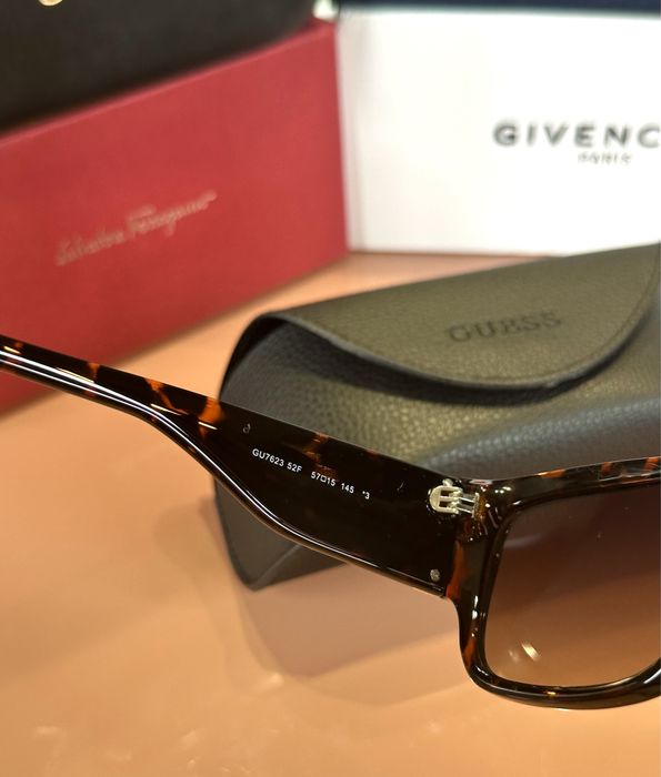Дамски слънчеви очила Guess GU7623 намалени